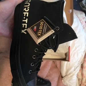 Converse Gore-Tex